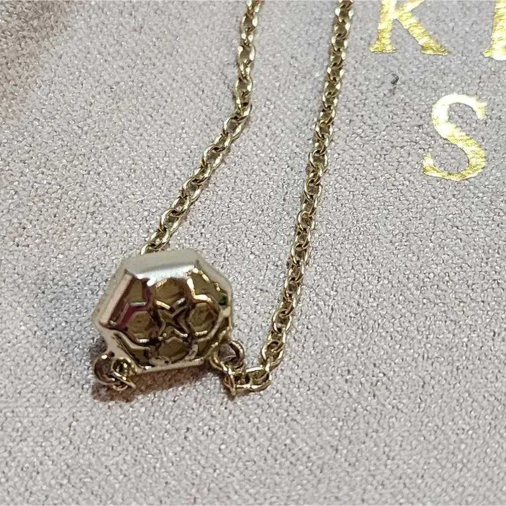 Kendra Scott White Drusy‎ and Silver Necklace - Picture 5 of 6